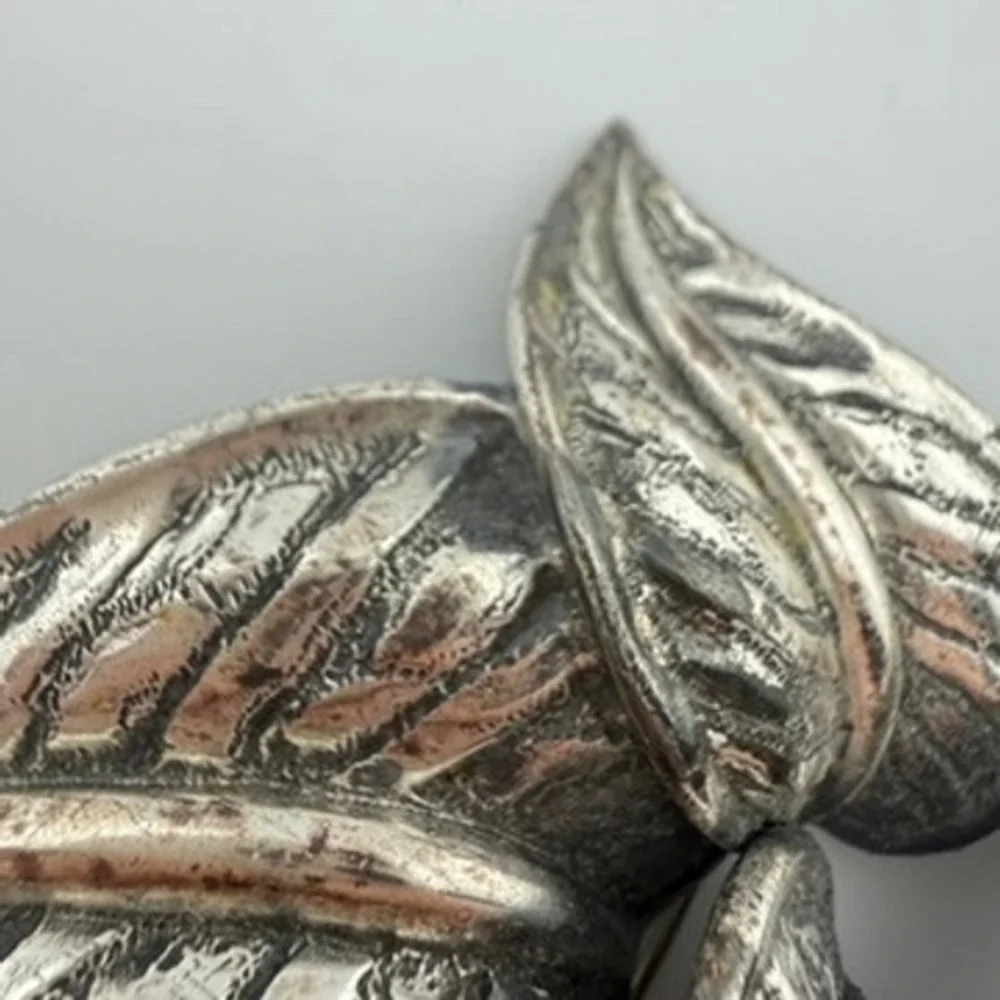 Tortolani Vintage Leaf Brooch Silver Tone Large Botanical Textured Design